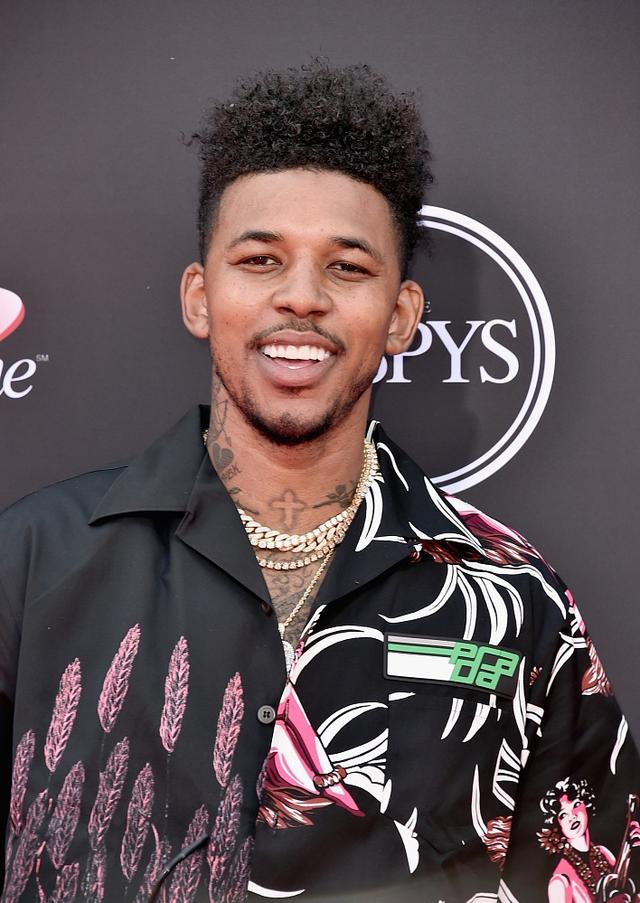 足球西甲豪门签下才华中场，合约长达七年（西甲豪门敲定天赋中场，签下七年长约）