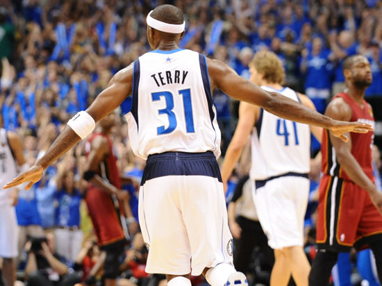 巴黎人报：舍瓦利耶有望迎来国家队首秀，多名轮换球员将出场（巴黎人报：舍瓦利耶有望上演国家队首秀，多位轮换球员将登场）