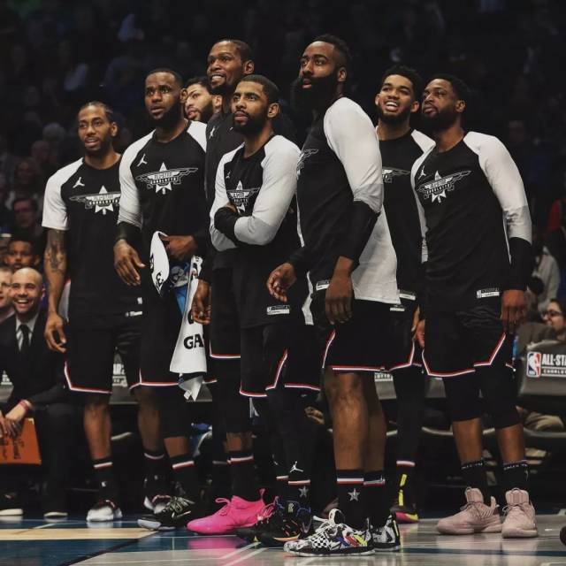 斯基拉：索默在国米的未来存疑，目前续约谈判陷入停滞（斯基拉：索默与国米续约停摆，未来去向未明）