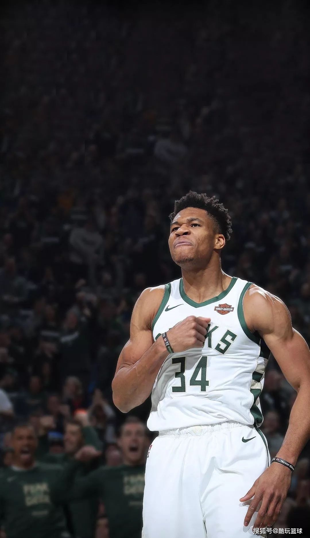 瓦茨克：巴黎vs拜仁上半场很精彩，很高兴德甲有拜仁这种强队（瓦茨克：巴黎战拜仁上半场精彩，欣慰德甲拥有拜仁这样的强队）