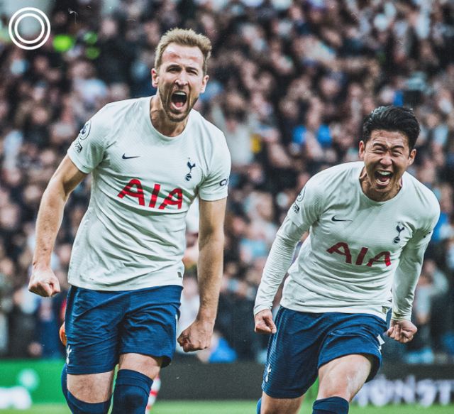 意杯战报：德容恩、帕萨利奇建功，亚特兰大4-0十人热那亚（意大利杯战报：德容恩、帕萨利奇破门，亚特兰大4-0大胜十人热那亚）