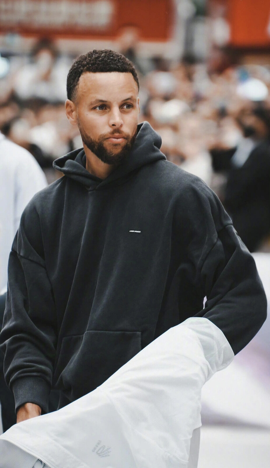 克亚尔：莱奥要变得更稳定，他能成为世界上最好的球员之一（克亚尔：莱奥若提升稳定性，有望跻身世界顶尖行列）