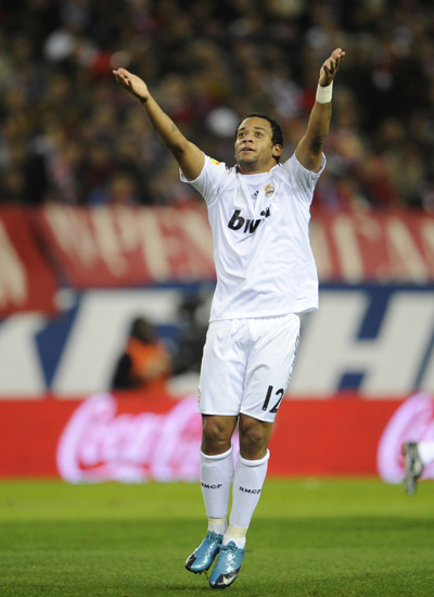 防守时怎样不被轻松过？（如何防守不被轻易突破？）