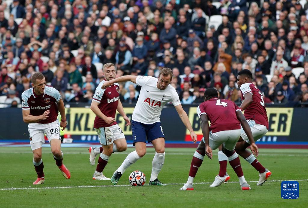 CBA球队战术分析：深圳队进攻策略,（CBA战术透视：深圳队的进攻打法）